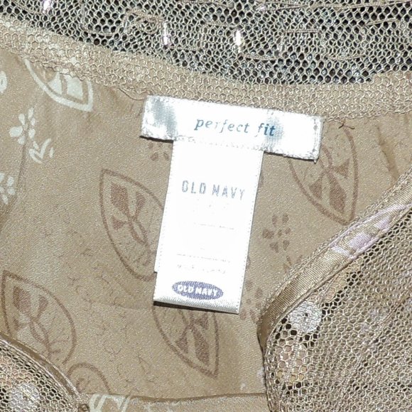 Old Navy Sequined Scoop Neck Embellished Stylized Leaf Pattern Silk Cami - Picture 4 of 4